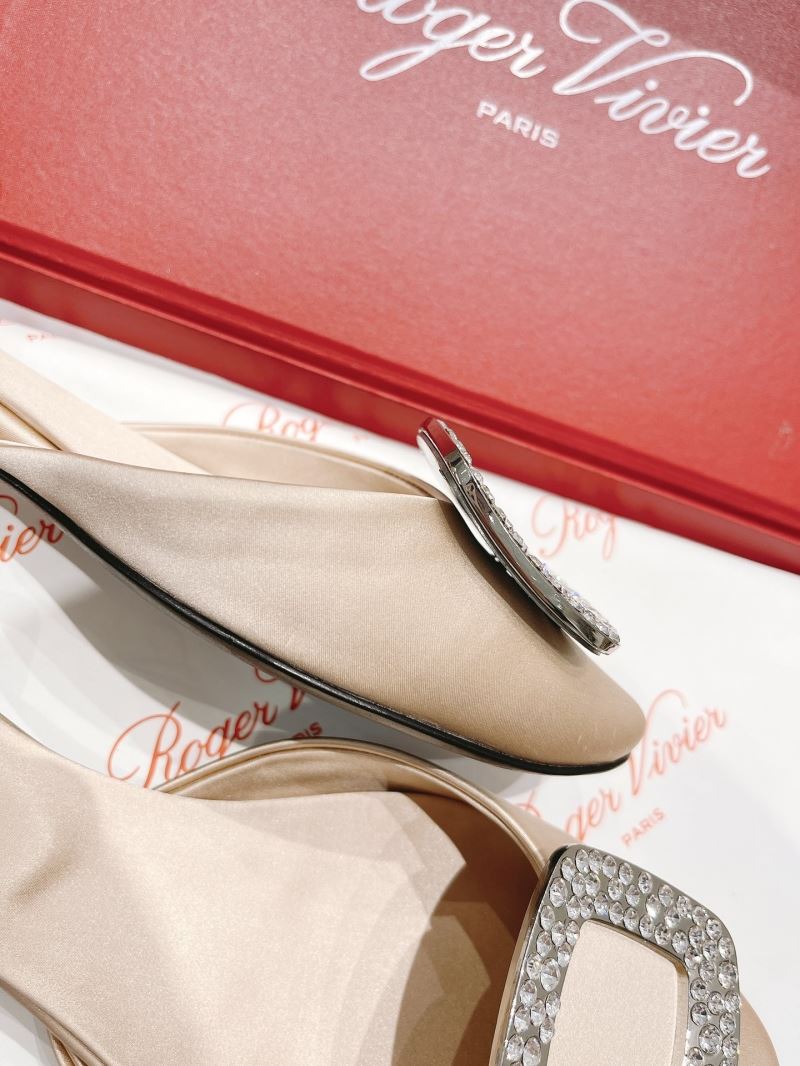 Roger Vivier flat shoes